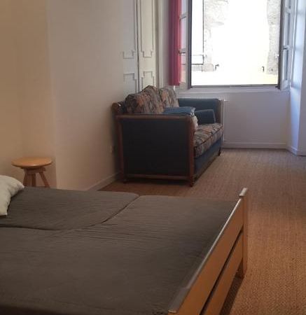 Centre Ville Le Puy-En-Velay Au 1Er Etage Exterior foto